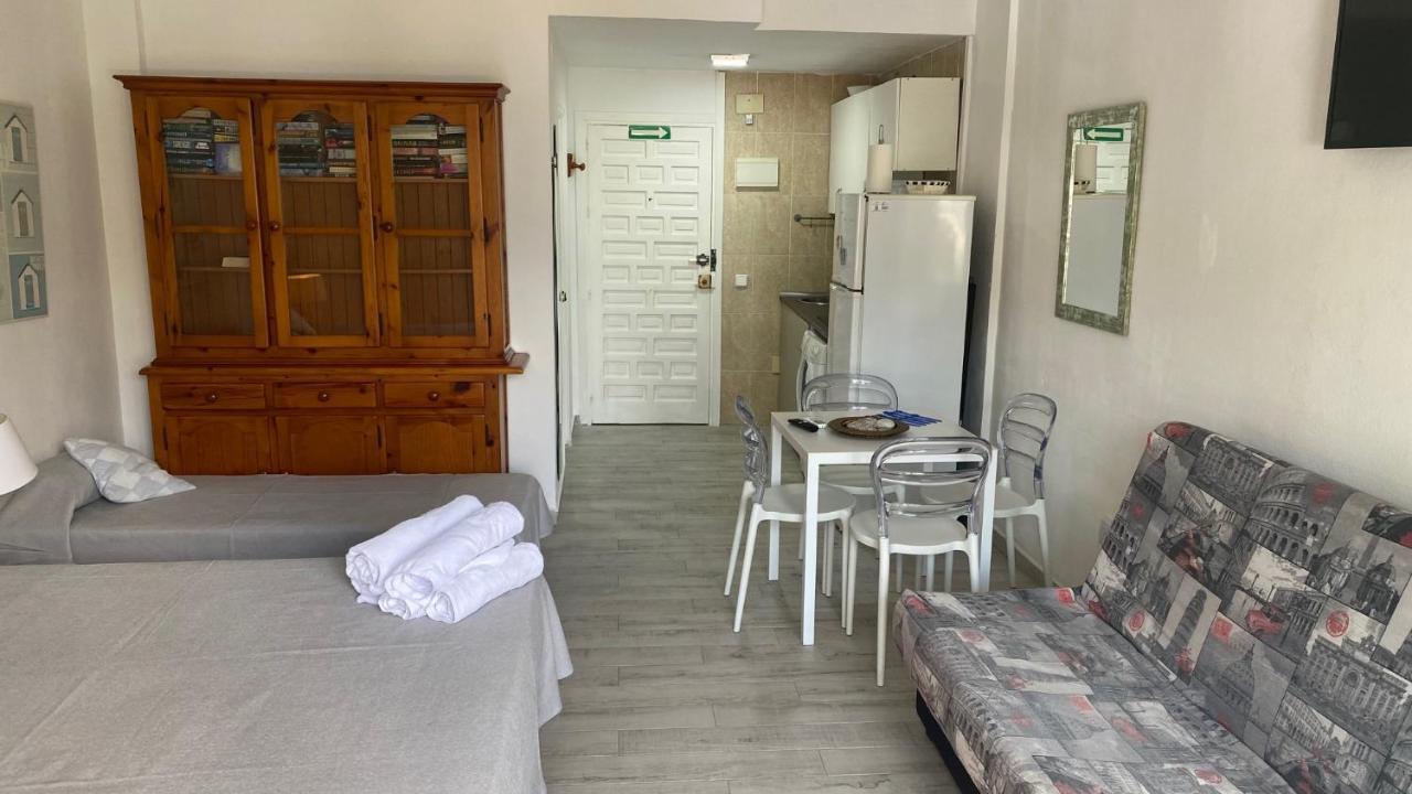 Benal Beach 贝纳尔马德纳 外观 照片