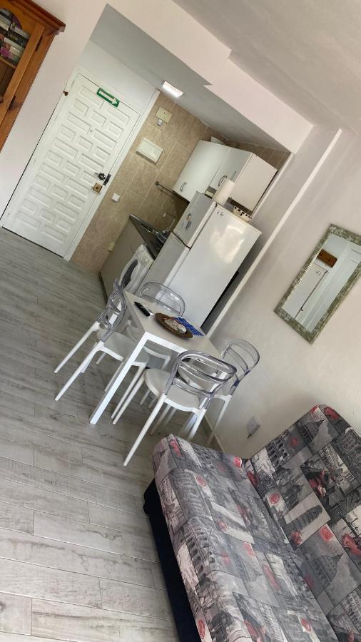 Benal Beach 贝纳尔马德纳 外观 照片